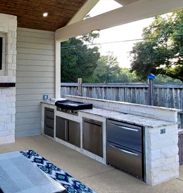 Outdoor Kitchens